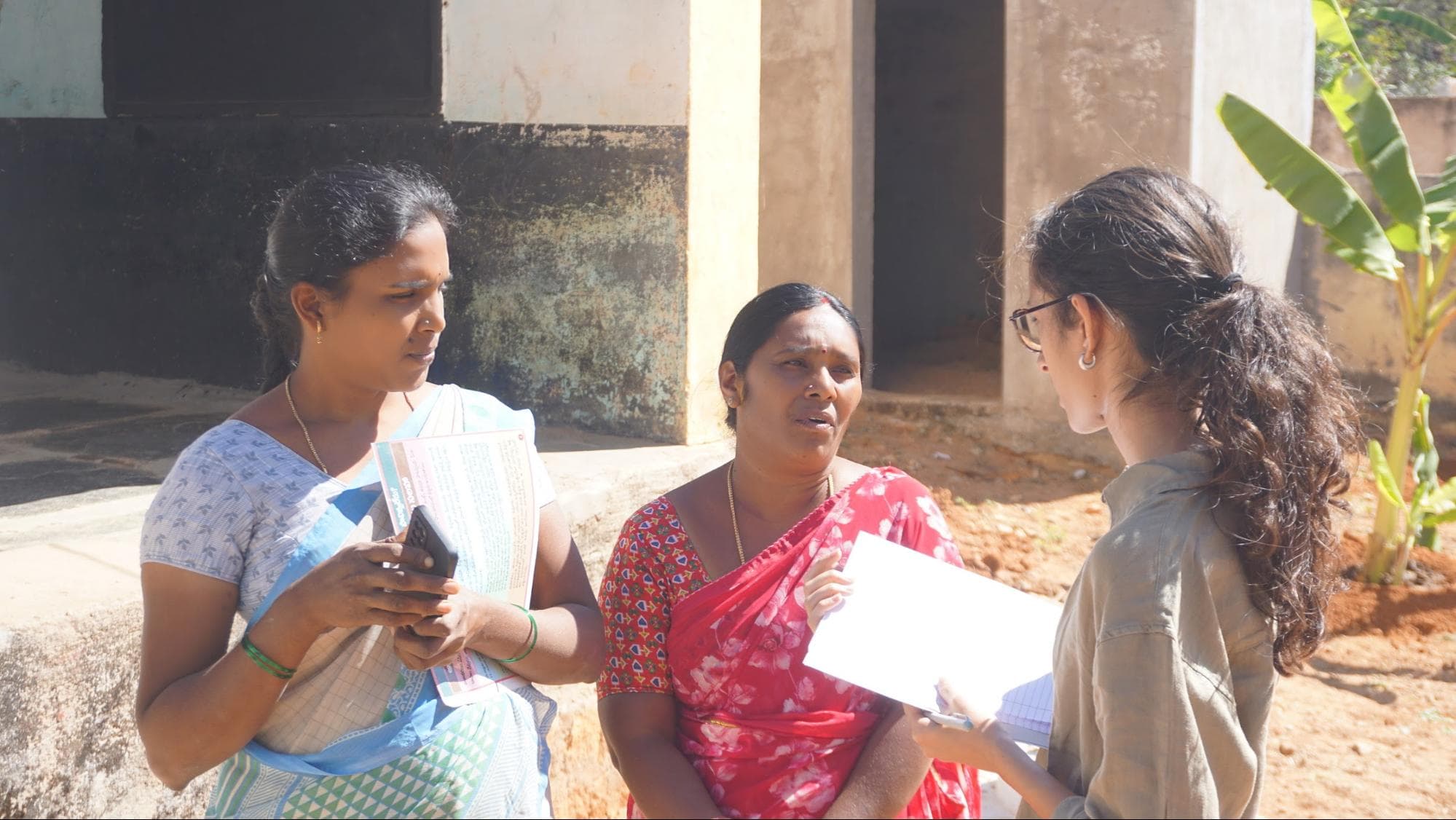 an ANM comparing her job details and compensation with that of ASHAs